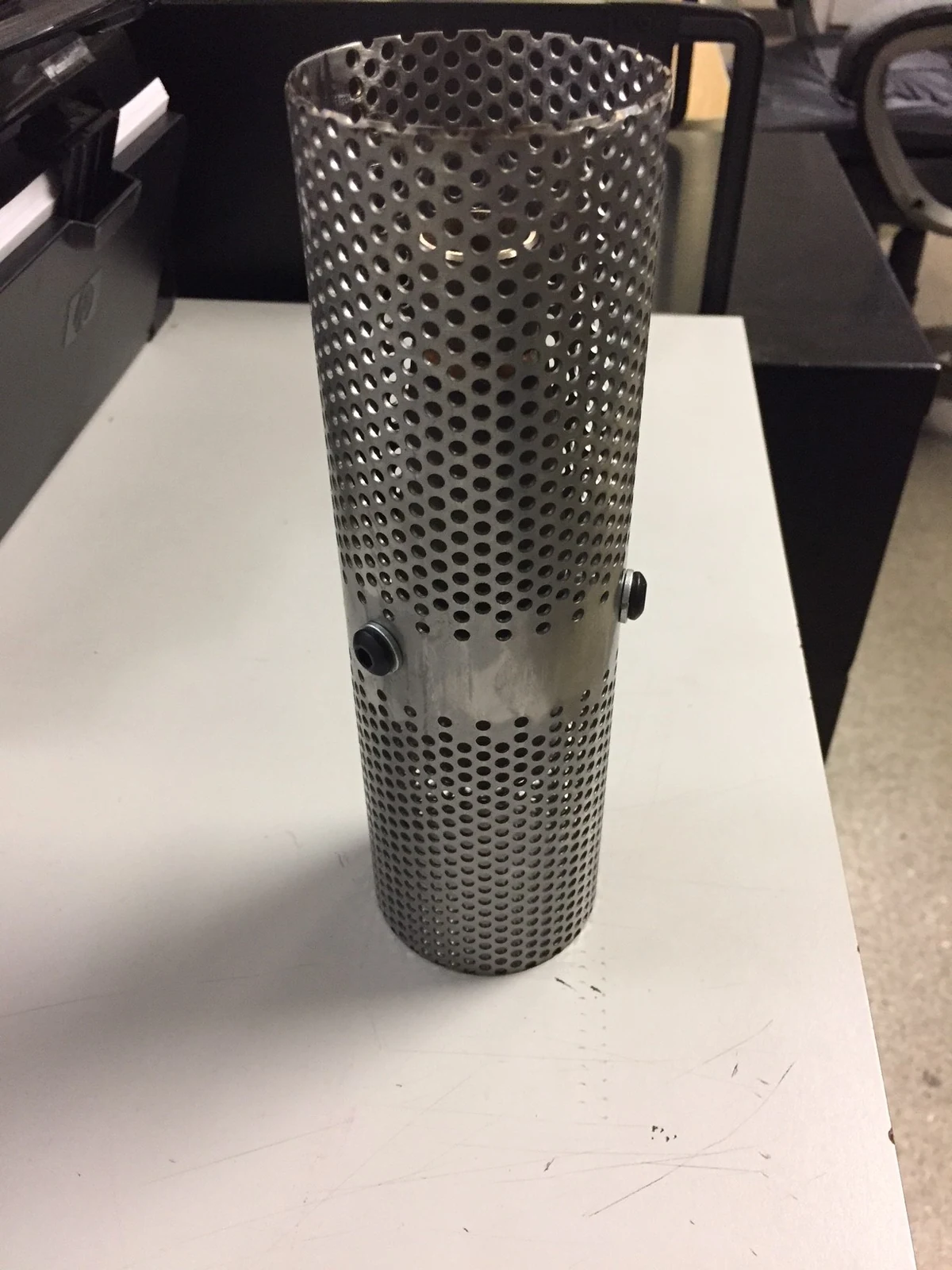 Baffle with venturi and stand-offs