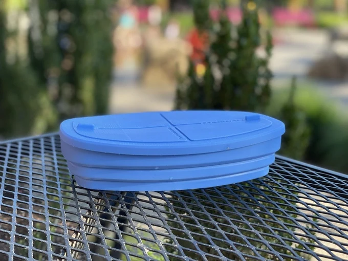 Silicone food shuttle