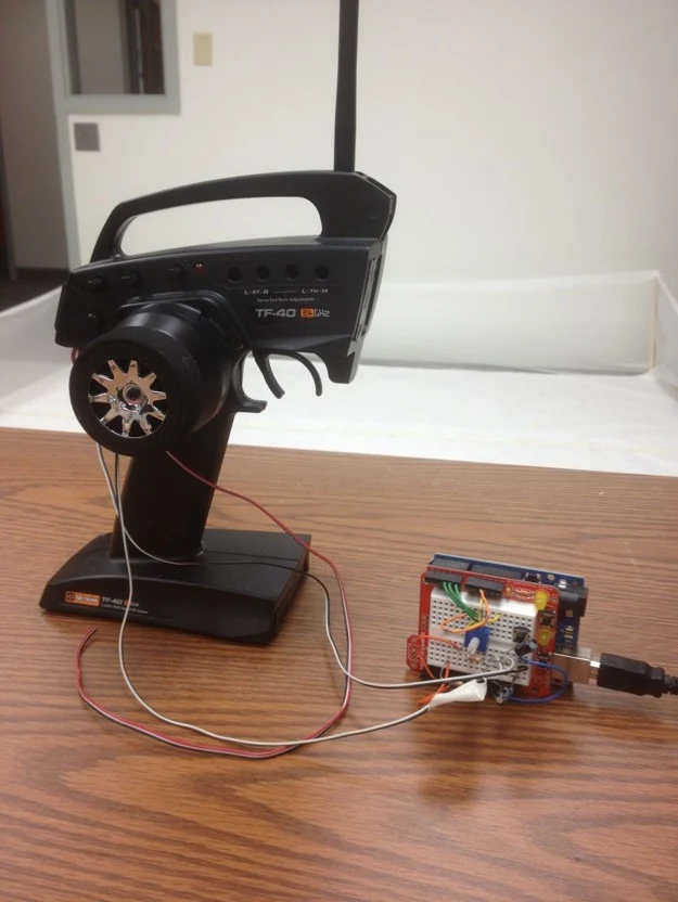 RC controller connected to Arduino